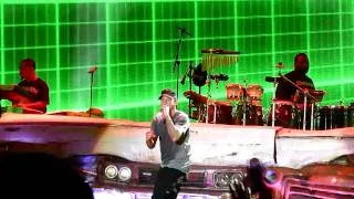 50 Cent ft. Eminem - Patiently Waiting (Comerica Park 9-2-10) LIVE!!