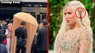 Con Un Paraguas Y Orejas De Elfo Karol G Debuta En La Met Gala 2024 #karolg