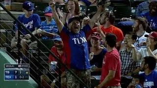 Fan catches foul ball in two straight games