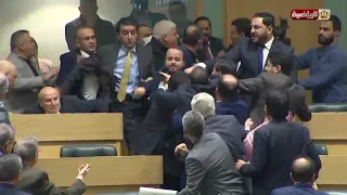 Jordanian MPs brawl in parliament