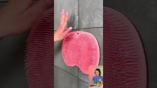 PINK CLEANING MAT FOR PESKY PIMPLES 🙀 by 123GO! Reacts #shorts