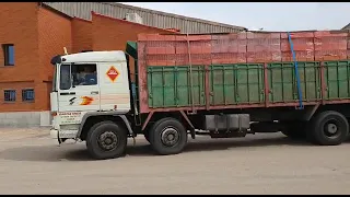 Pegaso tecno 340 4 ejes trabajando.