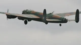 GIANT 1/6 SCALE RC WW2 BOMBERS - RAF COSFORD LMA RC MODEL AIRCRAFT SHOW - 2013