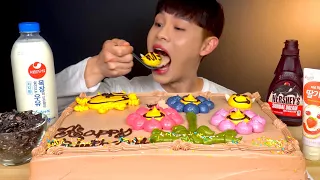ASMR *두통주의* 달달구리 끝판왕 코스트코 대형 케이크 🎂먹방~! Costco Big Birthday Cake With Milk Choco Oreo Cookie MuKBang