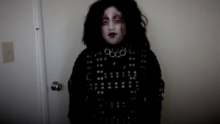 Edward Scissorhands singing Cradle of Filth - Babylon AD (So Glad for the Madness) Happy Halloween!