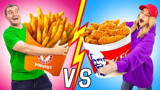 I BUILD MY OWN GIANT KFC AT HOME I KFC VS POPEYES WHICH ONE IS BETTER?