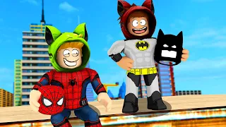 ZOSTALIŚMY SUPERBOHATERAMI BATMAN SPIDERMAN! w Roblox