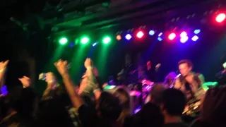 Ozzy at The Roxy War Pigs full song. (Camp Freddy / Royal Machines) 12-19-14