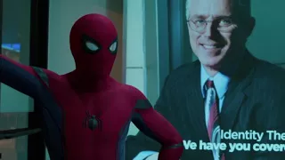 Spider Man vs Bank Robbers [SPIDERMAN HOMECOMING]