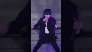 Sou Favela Violin X BTS V✨ Whatsapp Status #korea #btsv #btstaehyung #bts #dancevideo #shortsvideo