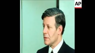 SYND 10/02/1971 INTERVIEW WITH WEST GERMAN DEFENCE MINISTER HERR HELMUT SCHMIDT