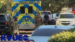 LIVE: APD gives update to SWAT standoff in southwest Austin | KVUE