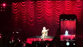 Madonna - La vie en Rose live