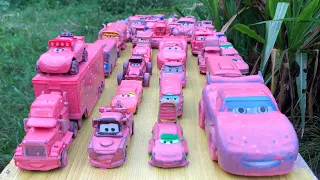 Clean up muddy minicars & disney pixar car convoys! Play in the garden