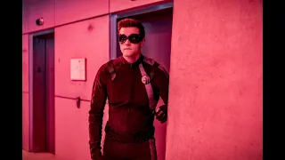 Elongated Man (The Flash S06-S07) scenes