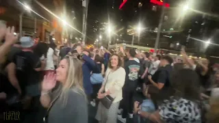 Melbourne’s ❤️ for Red Hot Chilli Peppers turns into a street party @ Southern Cross Train Station