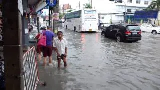 2015 Most Amazing Fail Compilations Pattaya Beach Thailand Funny Clip  Street Floods