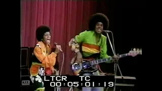 THE JACKSON 5 MEDLEY AT THE ROYAL VARIETY SHOW 10/11/1972 - Better Quality