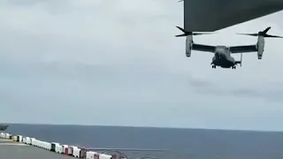 Pouso Osprey em Porta Aviões