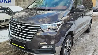 Hyundai Grand Starex 4WD в комплектации Урбан эксклюзив цвет Тайга Браун в наличии в Москве