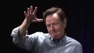 Bryan Cranston owns fan when asked about his hometown!!