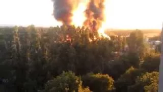 Донецк. Сильный пожар в микрорайоне «Тихий» 16 09 15