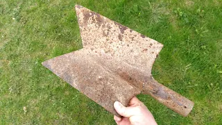 NEVER THROW OUT YOUR OLD SHOVEL, BUT MAKE A GREAT TOOL YOURSELF!