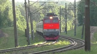 Пять электровозов ЧС4Т в течение 2х часов / Five electric locomotives ChS4T during 2 hours