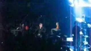 keane live @ o2 (can't stop now) clip 2