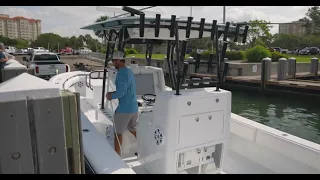 Sea trial footage of a new 32 with twin Mercury 400 V10 engines.