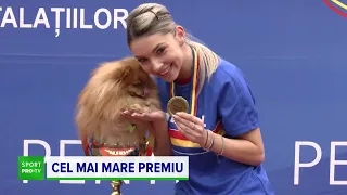 Cea mai sexy româncă de la tenis de masă și-a pus câinele în cupă