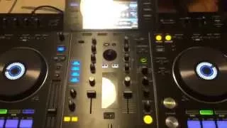 Pioneer XDJ-RX Tutorial - Connect a Mixer and Two Turntables to the XDJ-RX