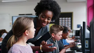 Melinda Gates: Breaking down barriers