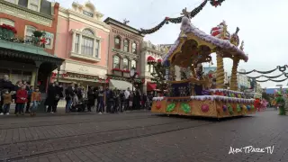 Disneyland Paris - Christmas Parade - Main Street USA - HD