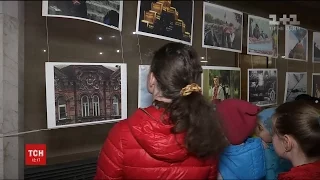 У дніпровському метро відкрили фотовиставку, аби збільшити кількість пасажирів