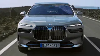 The 2023 BMW 7 Series – Bold new look, high-tech cabin and all-electric i7