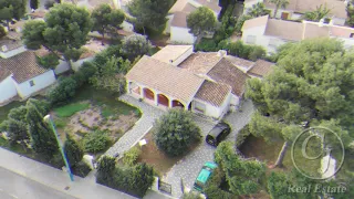 Punta Prima Sea Side Detached Villa, 5 bedrooms - Aerial Drone Footage