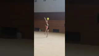 Stiliana Nikolova - Ball (training)