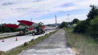 Boing flight Wing take in Truck Highway