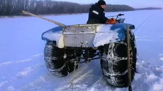 браконьер панибратски общается с начальником рыбоохраны