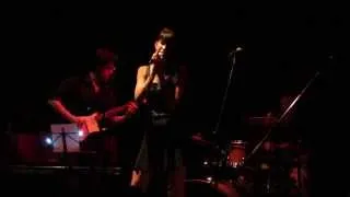 danila singing "You know I'm no Good"- Amy Winehouse (LIVE COVER)