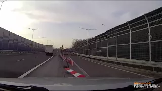 100km/h i zasnął na autostradzie! Dziecko przeżyło zderzenie z betonowymi ZAPORAMI!!!