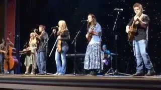 The Willis Clan "Slow Me Down" at Dollywood