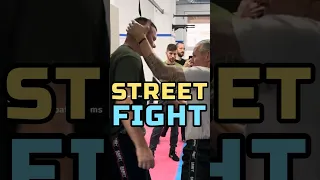 Street Fight.|Self Defense on the street. #boxing #viral #mma #selfdefense#fighter #ytshorts#trening