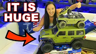 BRAND NEW!!! Axial SCX6 Jeep JLU Wrangler 4WD Rock Crawler Unboxing - TheRcSaylors