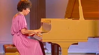 Vera Gornostaeva plays Chopin 12 Mazurkas - video 1986