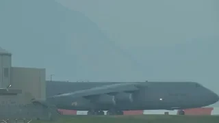 КРУПНЫЙ Транспортный САМОЛЕТ Lockheed C-5 Galaxy Армейский Грузовик