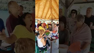 "Grbalj"Pjevačko društvo na jezeru Desivoje kod Gacka
