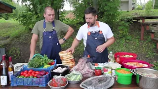 Как быстро и вкусно накрыть праздничный стол на 20  гостей? "Мужики у плиты" знают!