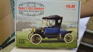 24001 _ICM_Форд Т 1913 Roadster_1/24 (Ретро-автомобиль)